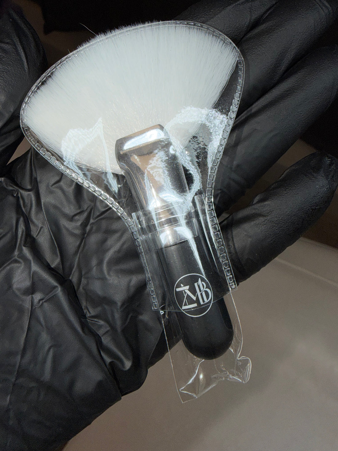 Black facial brush